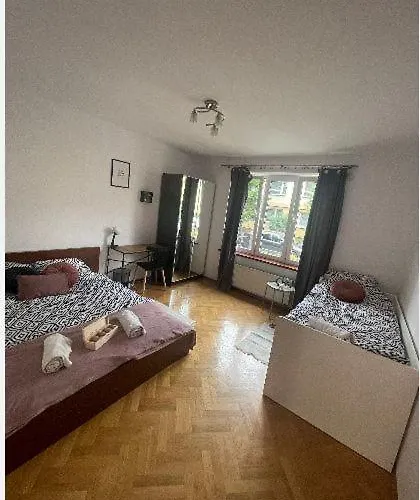 Cheerful 3 Bedroom City House